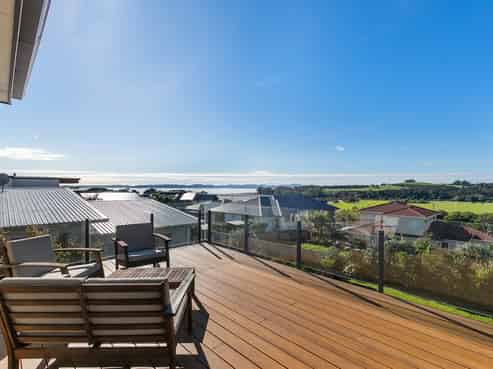83 Liberty Crescent, Beachlands