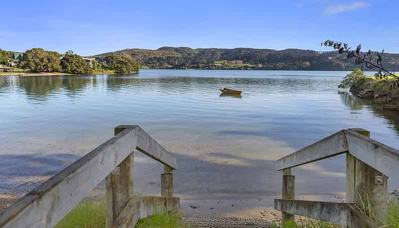 43A Wallis Street, Raglan