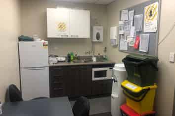 Premium Retail/Office