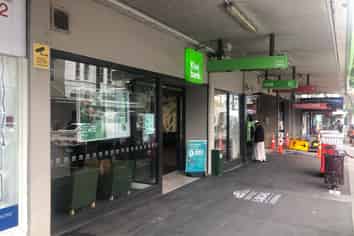 Premium Retail/Office