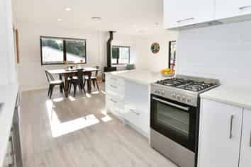 30B Elliston Crescent, Stanmore Bay