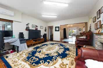 27 Lynbrooke Avenue, Blockhouse Bay