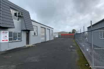 New Industrial building for Lease Frankton