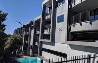 11/241 Hinemoa Street, Birkenhead