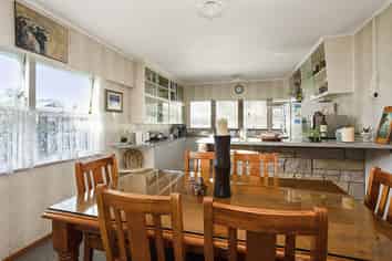 27 Methuen Road, Avondale