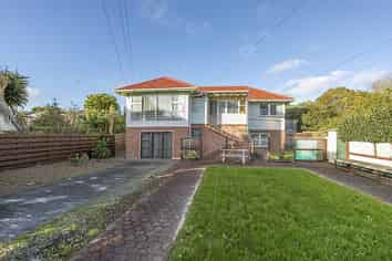 27 Methuen Road, Avondale