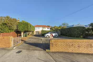 27 Methuen Road, Avondale