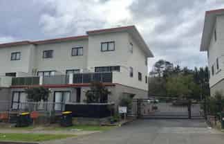 13/46 Carlos Drive, Flat Bush