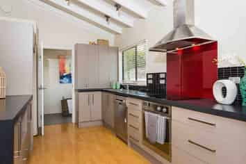 324B East Coast Road, Sunnynook