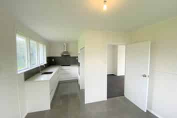 25 Cobham Crescent, Otara