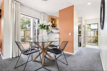 63/92 Bush Road, Albany