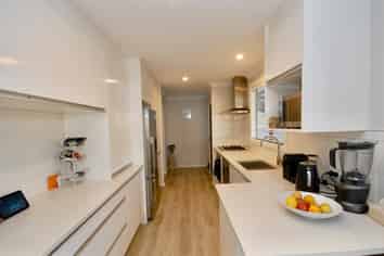 48 Trias Road, Totara Vale