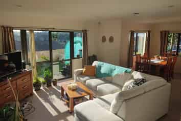 27 Mt Lebanon Crescent, The Gardens