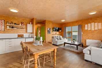 45 Rowan Avenue, Aranui