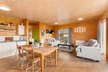 45 Rowan Avenue, Aranui