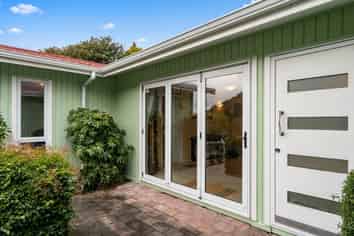 85 Spinnaker Drive, Whitby