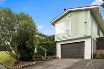 85 Spinnaker Drive, Whitby