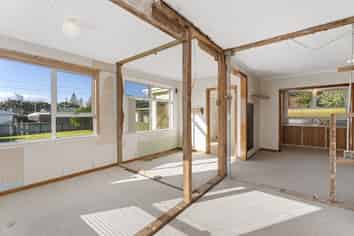 31 Sanders Avenue, Westown