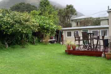 7 Ames Street, Paekakariki
