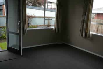 4/14 Burdale Street, Riccarton