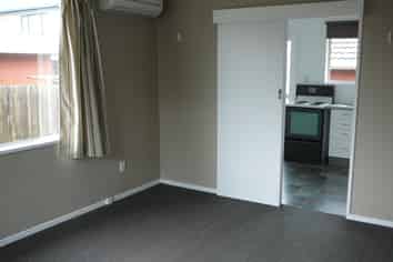 4/14 Burdale Street, Riccarton