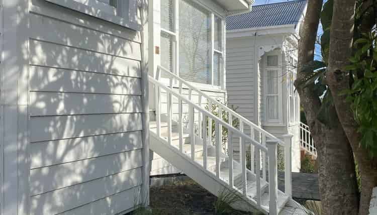 2/14 Cockburn Street, Grey Lynn