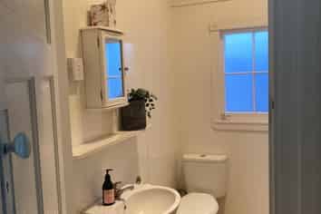 2/14 Cockburn Street, Grey Lynn