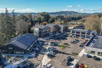 Final opportunities at Lakewood Cambridge