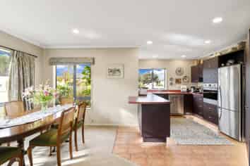 162 Guildford Drive, Paraparaumu Beach