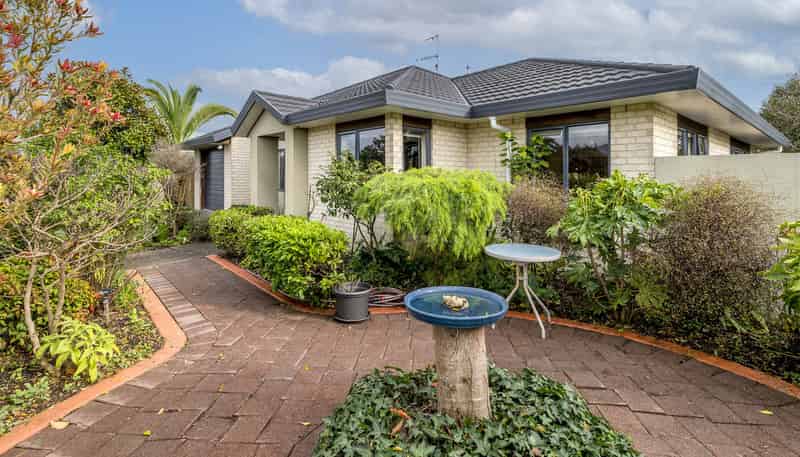 162 Guildford Drive, Paraparaumu Beach