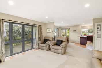 162 Guildford Drive, Paraparaumu Beach