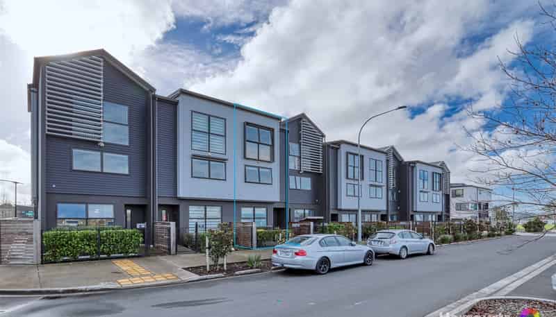 15 Settlers Avenue, Hobsonville