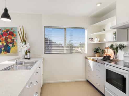 2/48 Daventry Street, Waterview