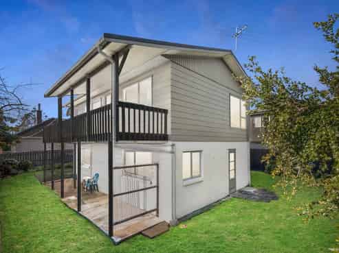 2/48 Daventry Street, Waterview