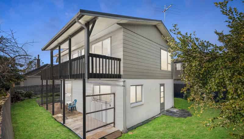 2/48 Daventry Street, Waterview