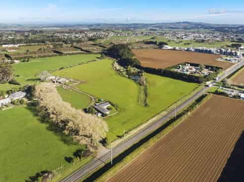 INDUSTRIAL SECTIONS FOR SALE