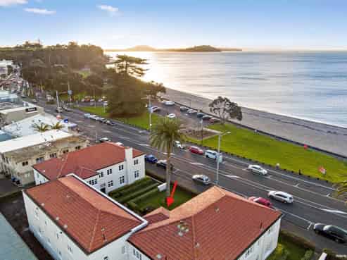 12/105 Tamaki Drive, Mission Bay