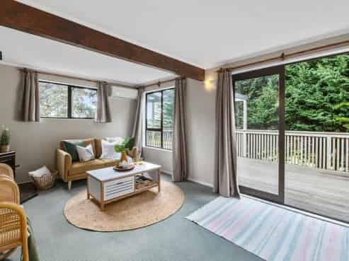 10 Frances Street, Waikanae Beach