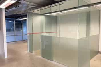 MODERN MOUNT EDEN OFFICE