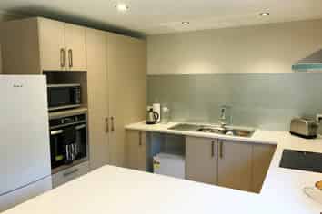 1-18 Chipping Dale, Mangere Bridge