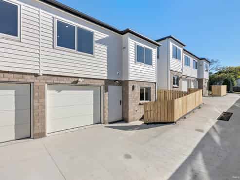 Lot 3/4 Bill Phillip Place, Clendon Park