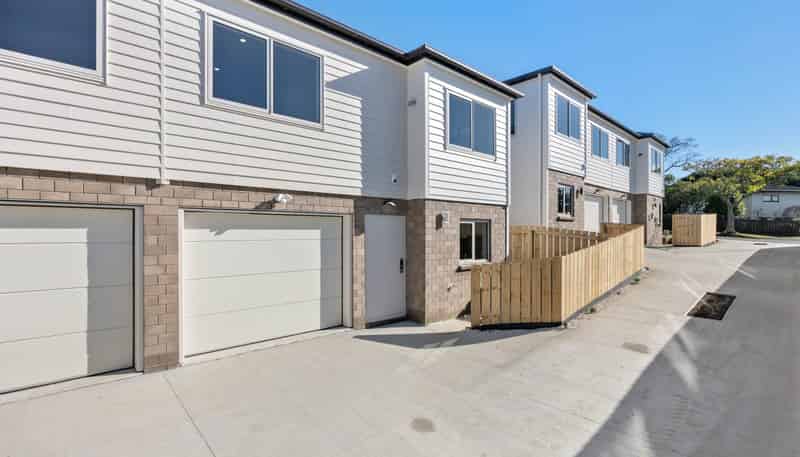 Lot 3/4 Bill Phillip Place, Clendon Park