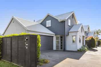 7A Grey Street, Glenholme