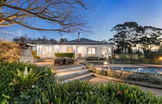 15 Reid Road, Glenbrook