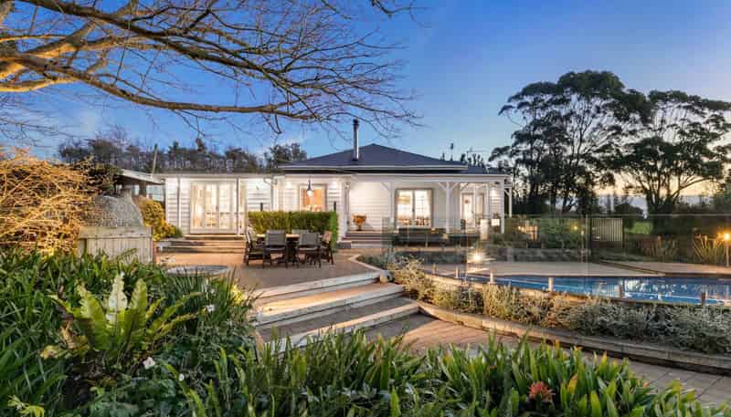 15 Reid Road, Glenbrook