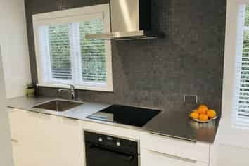 24A Halesowen Avenue, Sandringham