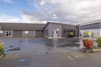 Freehold Sydenham - occupy or invest 