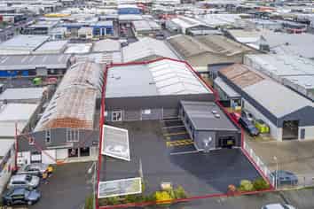 Freehold Sydenham - occupy or invest 