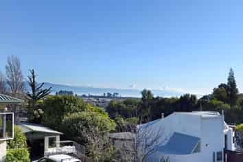 26 Tosswill Road, Tahunanui