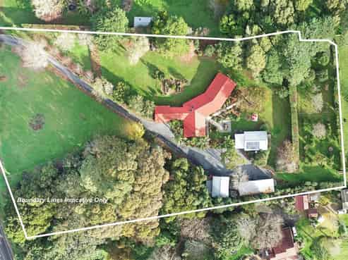 Kurrajong/101 Kingseat Road, Patumahoe